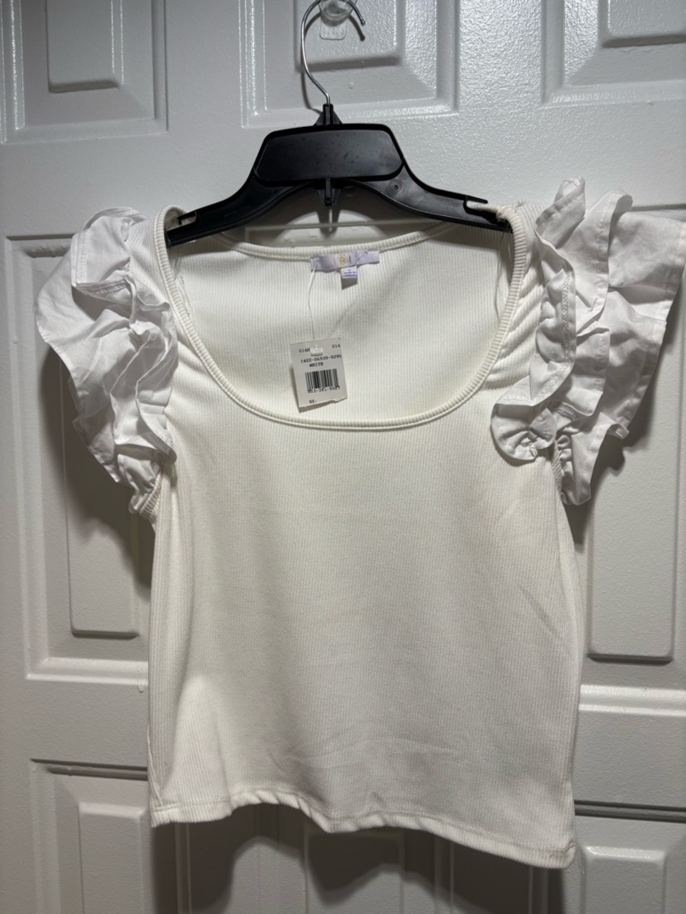 iris White Ruffle Sleeve Scoop Neck Tank - Picture 2 of 6